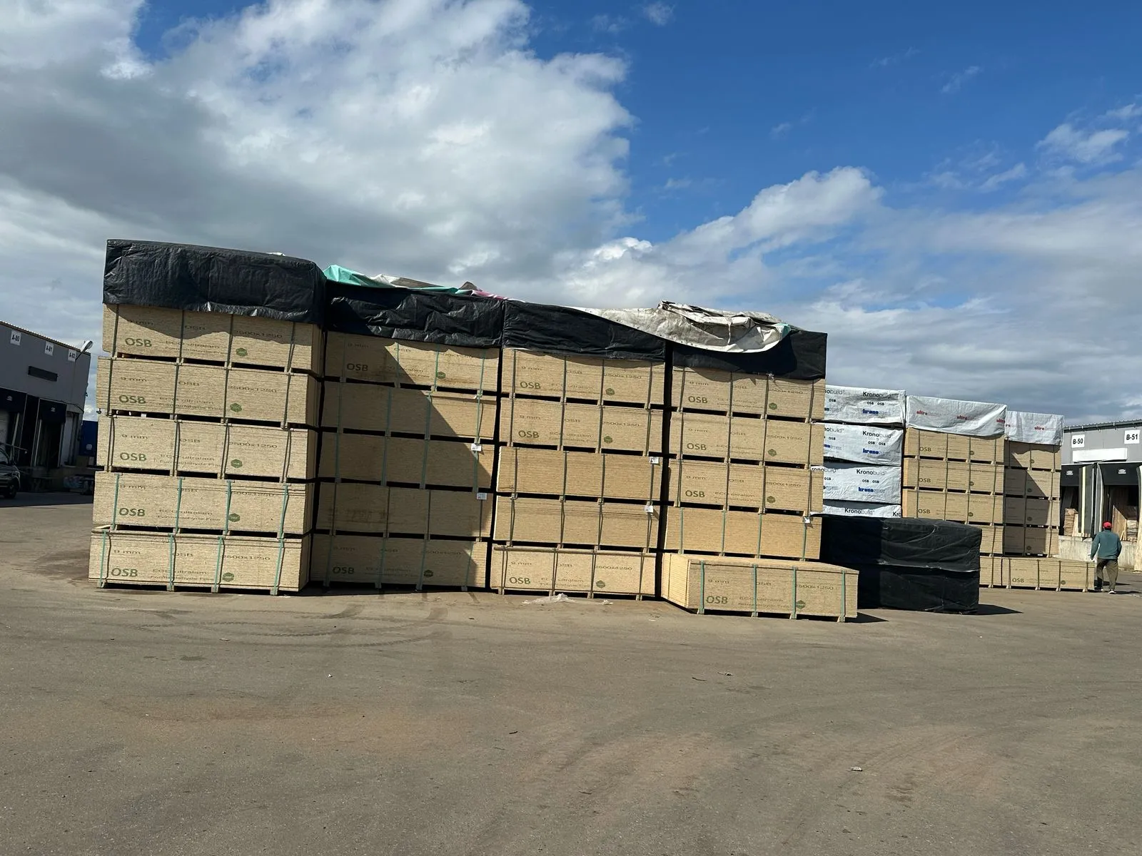 Купить OSB-3 Влагостойкая Kronospan 1220х2440х12 мм