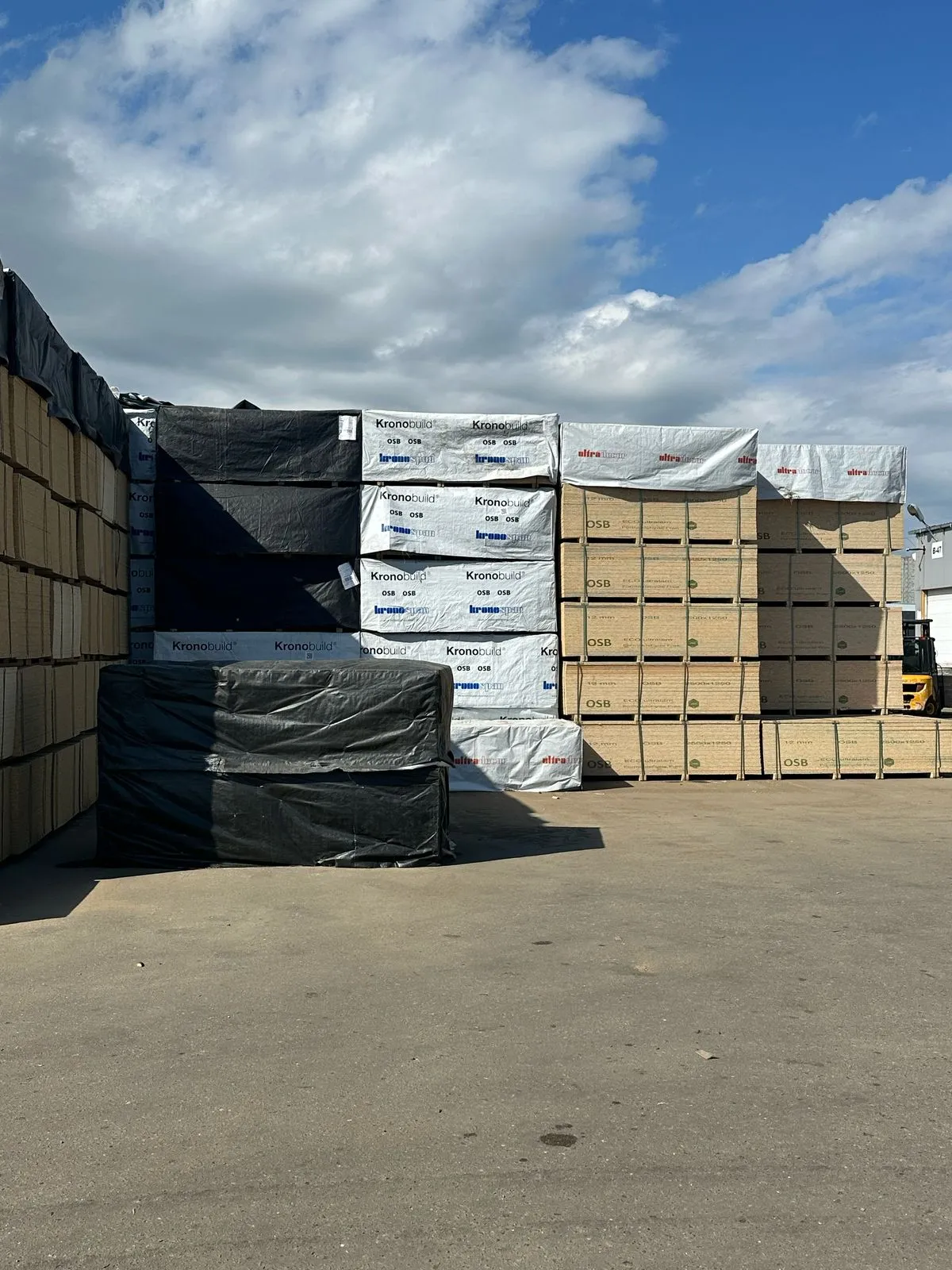 Купить OSB-3 Влагостойкая Kronospan 1250х2500х18 мм
